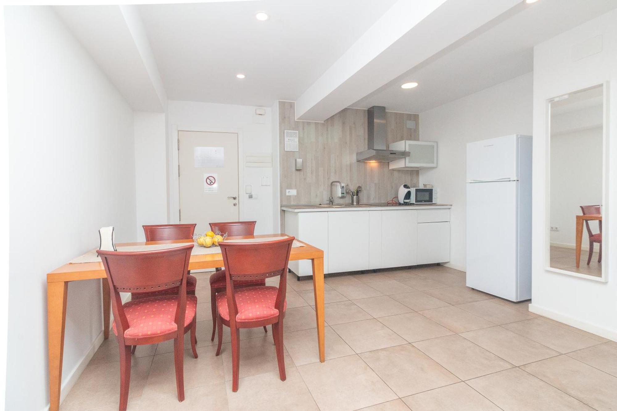 Bet Apartments - Abastos Valencia Kültér fotó