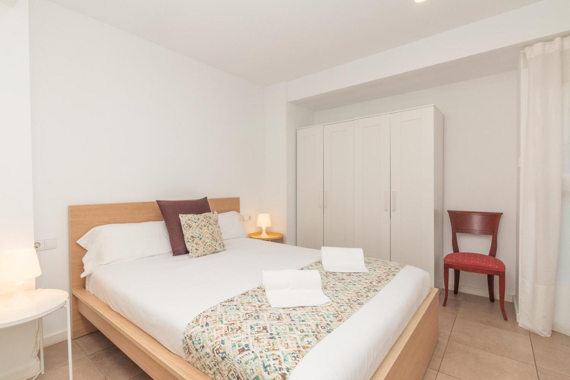 Bet Apartments - Abastos Valencia Kültér fotó