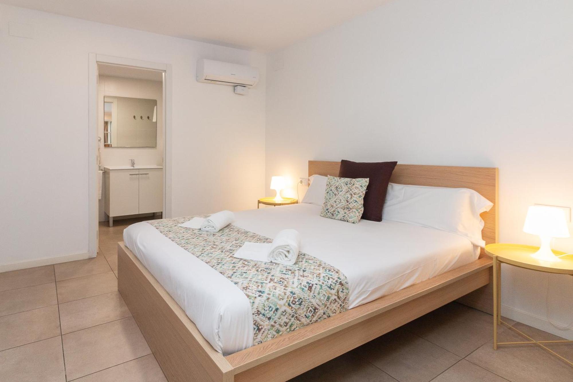 Bet Apartments - Abastos Valencia Kültér fotó